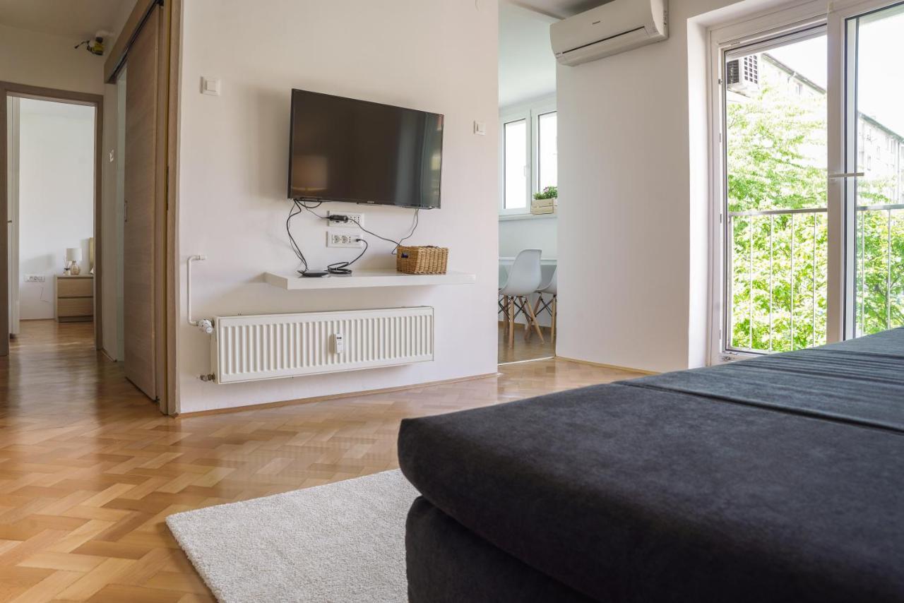 Bright Apartment Ljubljana Luaran gambar