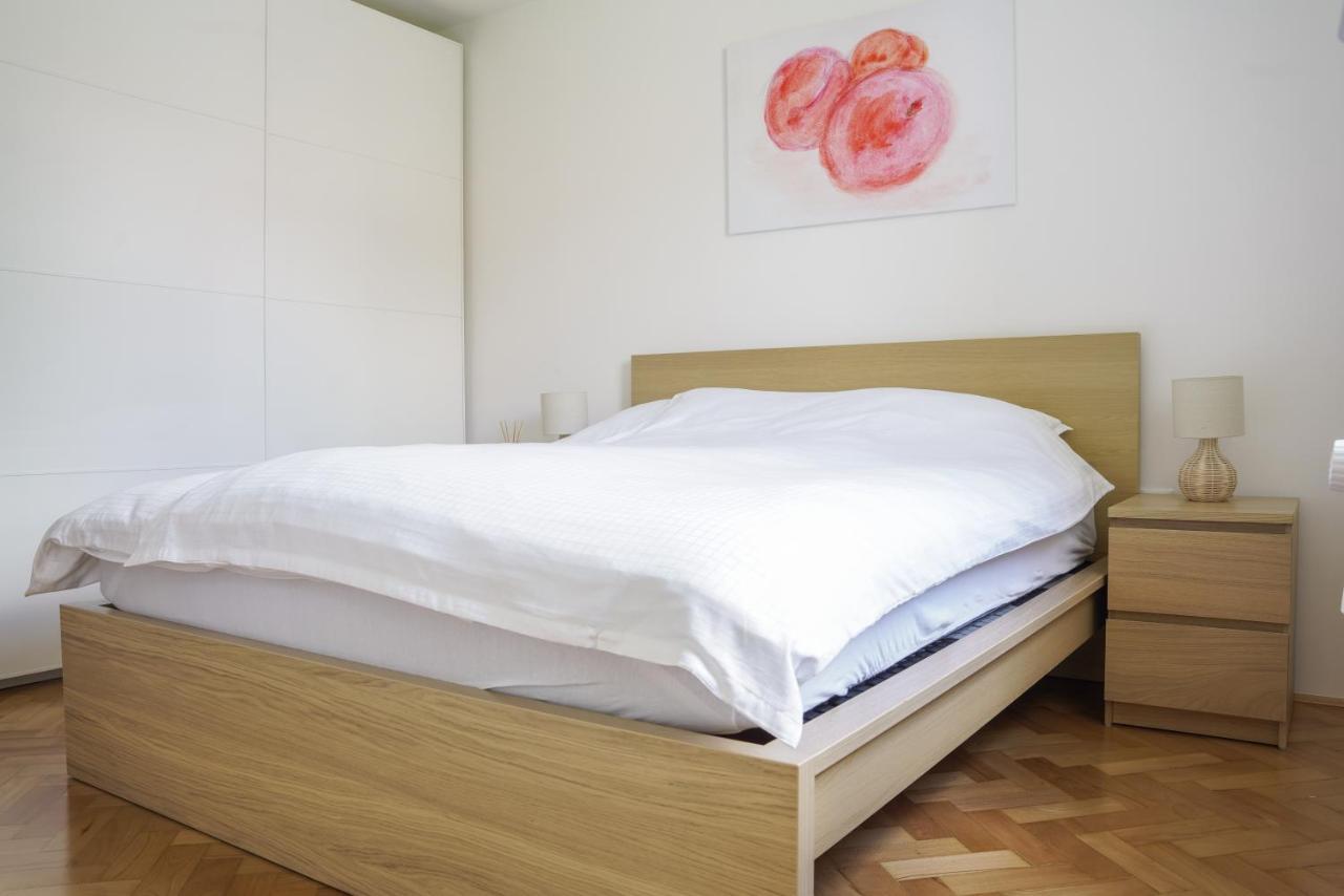 Bright Apartment Ljubljana Luaran gambar